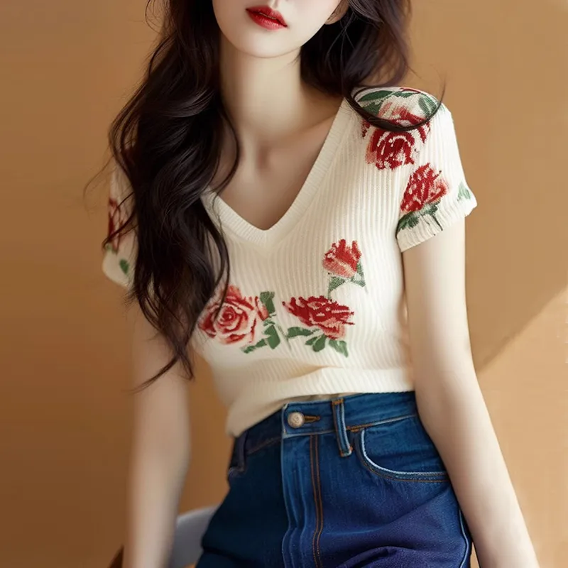 Haut en tricot beige à col en  - Embroidery Rose avis et prix