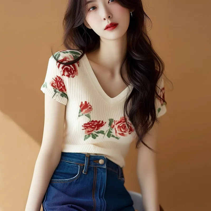 Haut en tricot beige à col en  - Embroidery Rose avis et prix